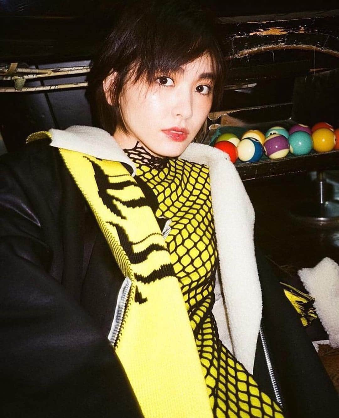 新垣結衣（ファンアカウント）さんのインスタグラム写真 - (新垣結衣（ファンアカウント）Instagram)「. NYLON Japan 12月号  #新垣結衣 #aragakiyui #ガッキー」12月30日 9時42分 - aragakiyui_fanspage