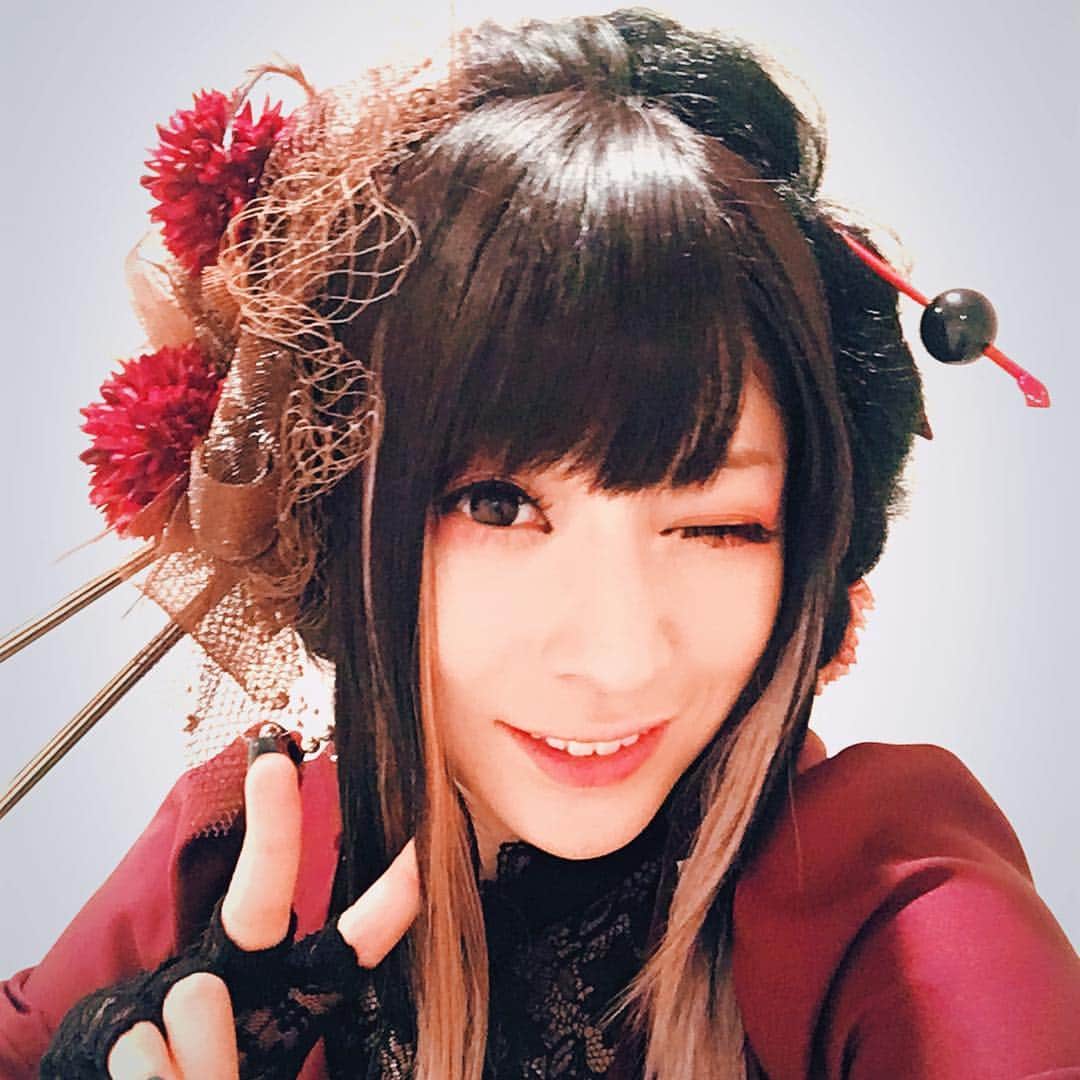 鈴華ゆう子のインスタグラム：「HAPPY NEW YEAR!!!2017」