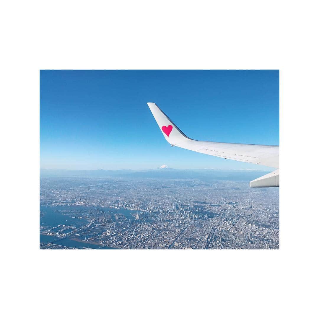 古谷有美さんのインスタグラム写真 - (古谷有美Instagram)「🌈🌞🌈 #富士山 #いいことあるかな #スカイツリーはどこでしょう」1月1日 10時59分 - yuumifuruya