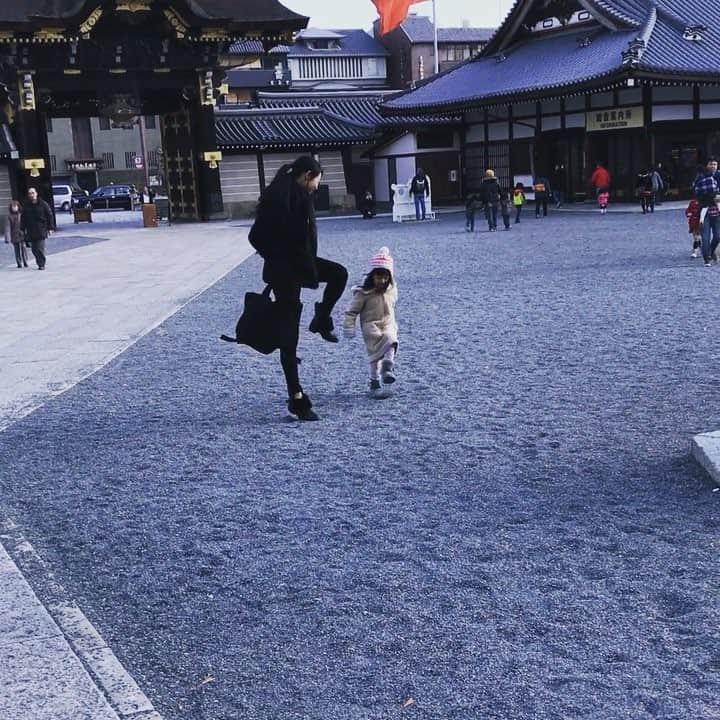 西山由のインスタグラム：「Skip avec ma nièce 2」