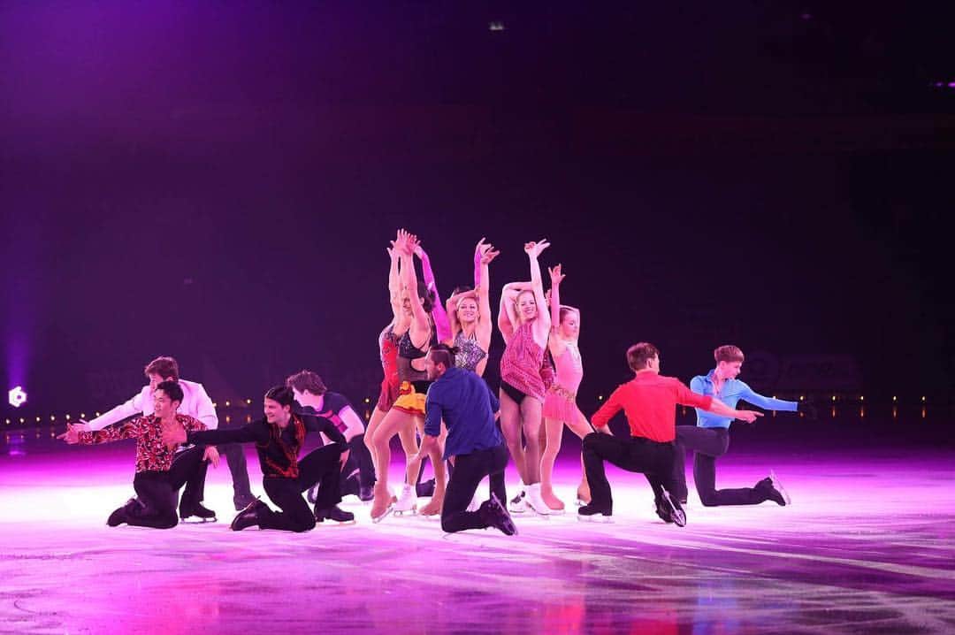 Ice Legends 2016のインスタグラム：「Wishing you all a new year full of success, friendship, and passion! And see you very soon at #IL17! Photo © Nobuaki Tanaka」