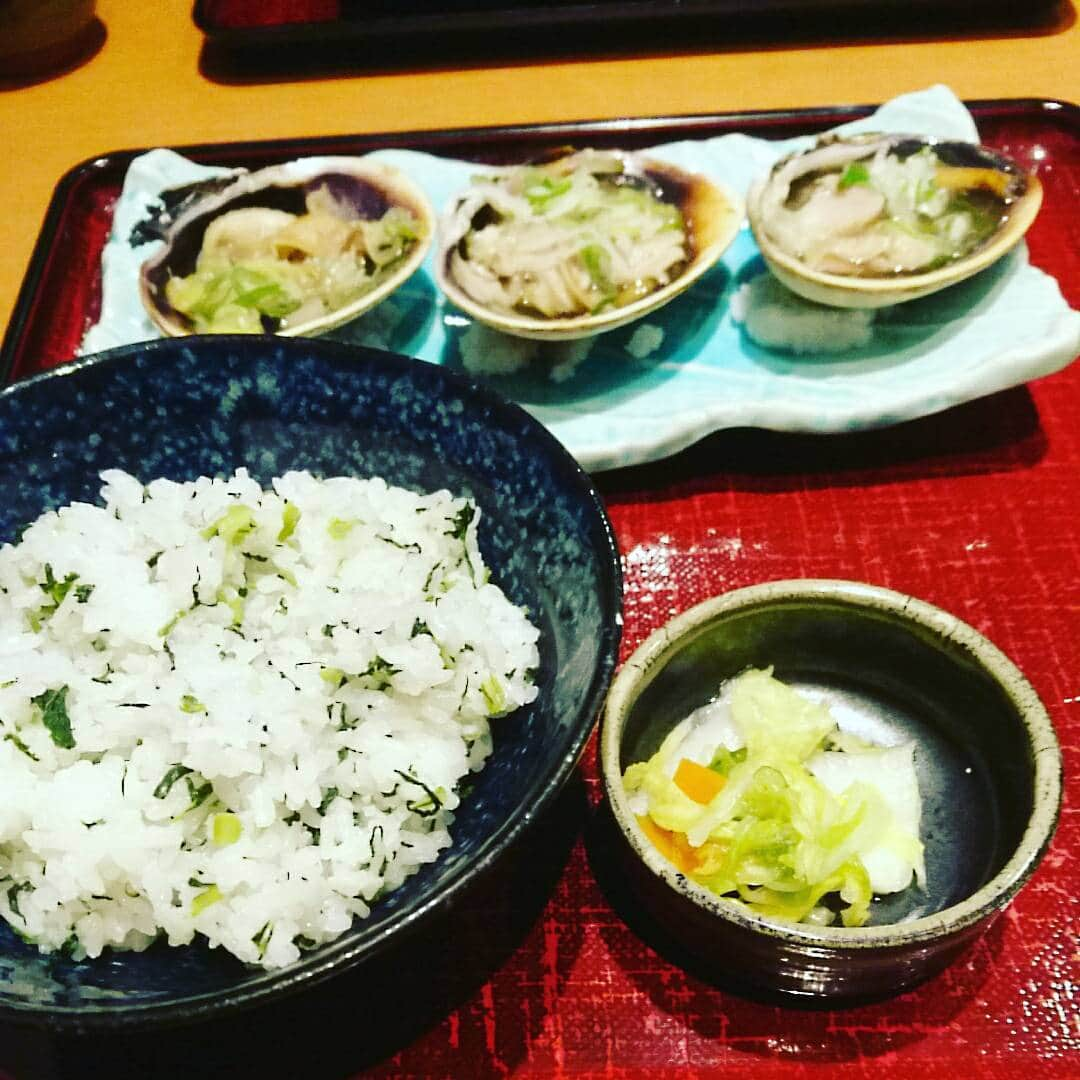 長田拓也さんのインスタグラム写真 - (長田拓也Instagram)「走り初め終わって昼御飯 #おおあさり #田原名物 #トレーニング後」1月3日 13時20分 - nagataku614