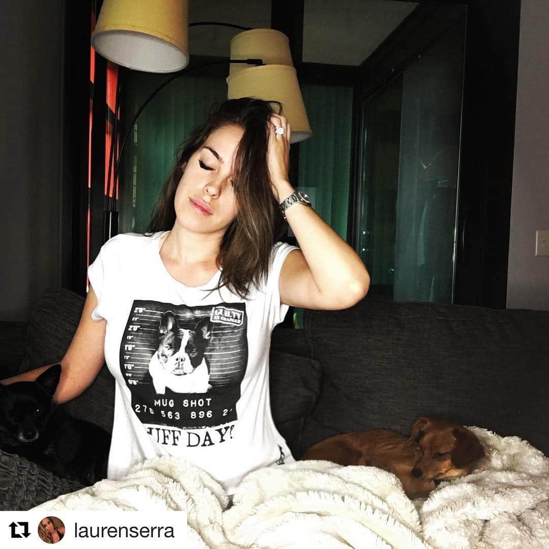 ダーティーハリウッドのインスタグラム：「Ruff day!!! Monday's!! @laurenserra partners up with @dirteehollywood_official and @animalproj - 20% of each purchase goes to animals in need. Follow link in bio to see styles! 🐶 🐱 ❣👏🏼 #animalrescue #saveanimals #photooftheday #graphictees #tshirt」