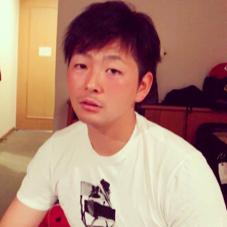 のインスタグラム：「絶対部屋に遊びにくる、可愛い後輩👍 #大瀬良大地 #最近NIKEのジョーダンがお気に入り」