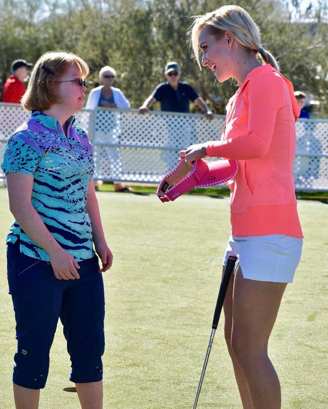 ペイジ・スピラナックさんのインスタグラム写真 - (ペイジ・スピラナックInstagram)「So inspired by all of the incredible Special Olympians at @wmphoenixopen Special Olympics putting challenge today! I feel so lucky to have been a part of such an amazing event ❤️ This is what it's all about and these are my most favorite moments that I'll cherish forever. #growthegame」2月1日 12時18分 - _paige.renee