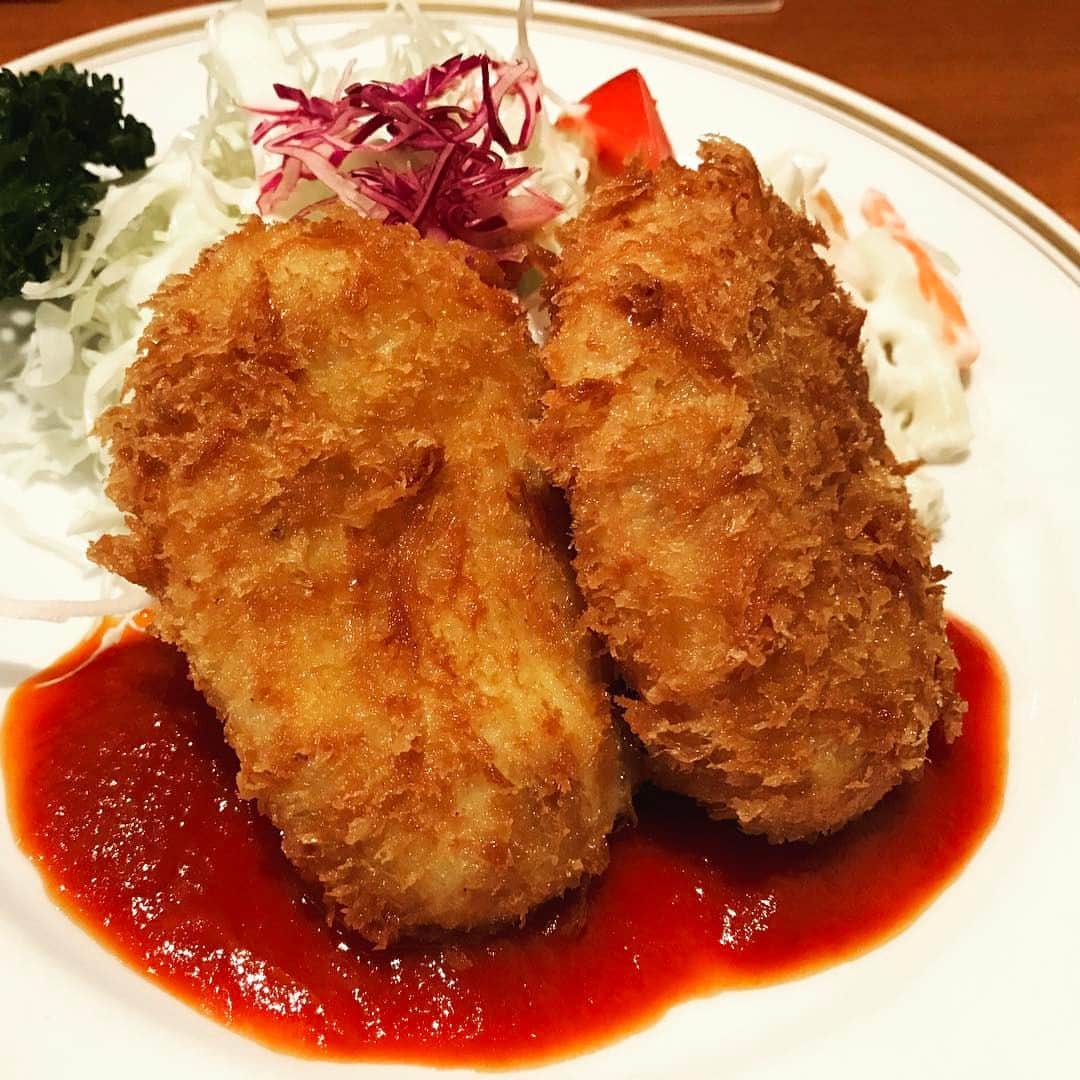 Miku Hirata 平田未来のインスタグラム：「カニクリームコロッケ」