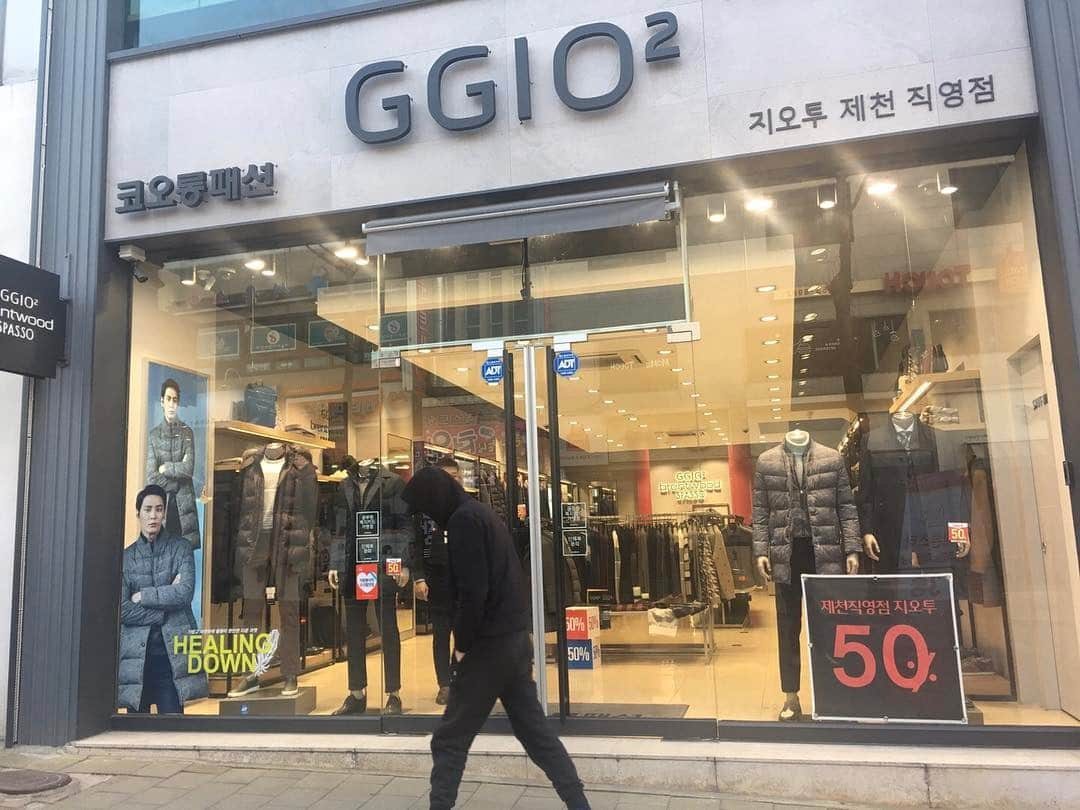 チュウォンさんのインスタグラム写真 - (チュウォンInstagram)「앗! 여기는! #ggio2 #🚶🏻」1月11日 18時46分 - zu.won_moon.jun.won