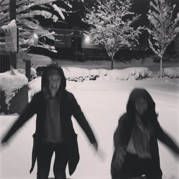 Marie Purvisのインスタグラム：「Love my girl & snow days! @lil___jess」