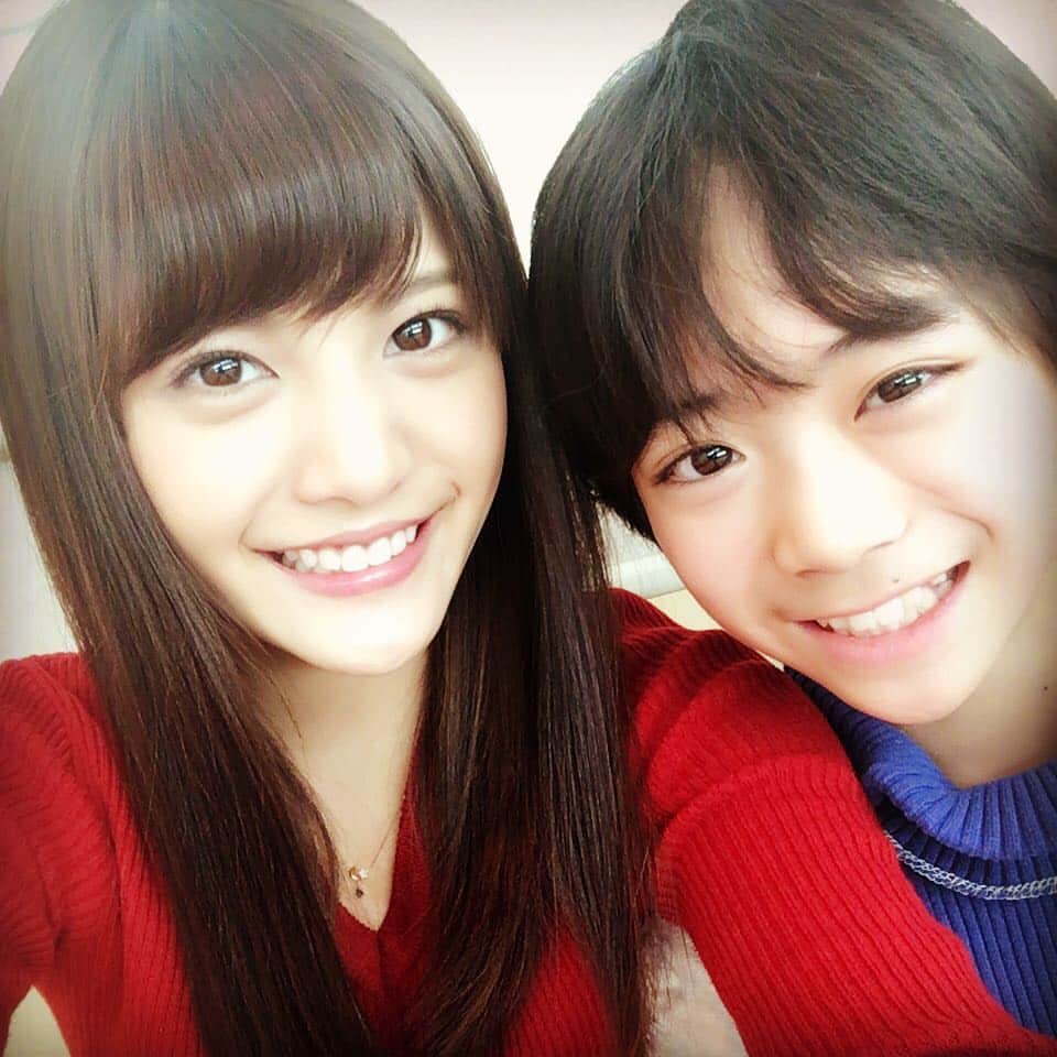 のインスタグラム：「私の小さな彼氏君。身長抜かれるギリギリ… 本当に可愛い天使です。１０歳差。。 #天使 #可愛い #littleboy」