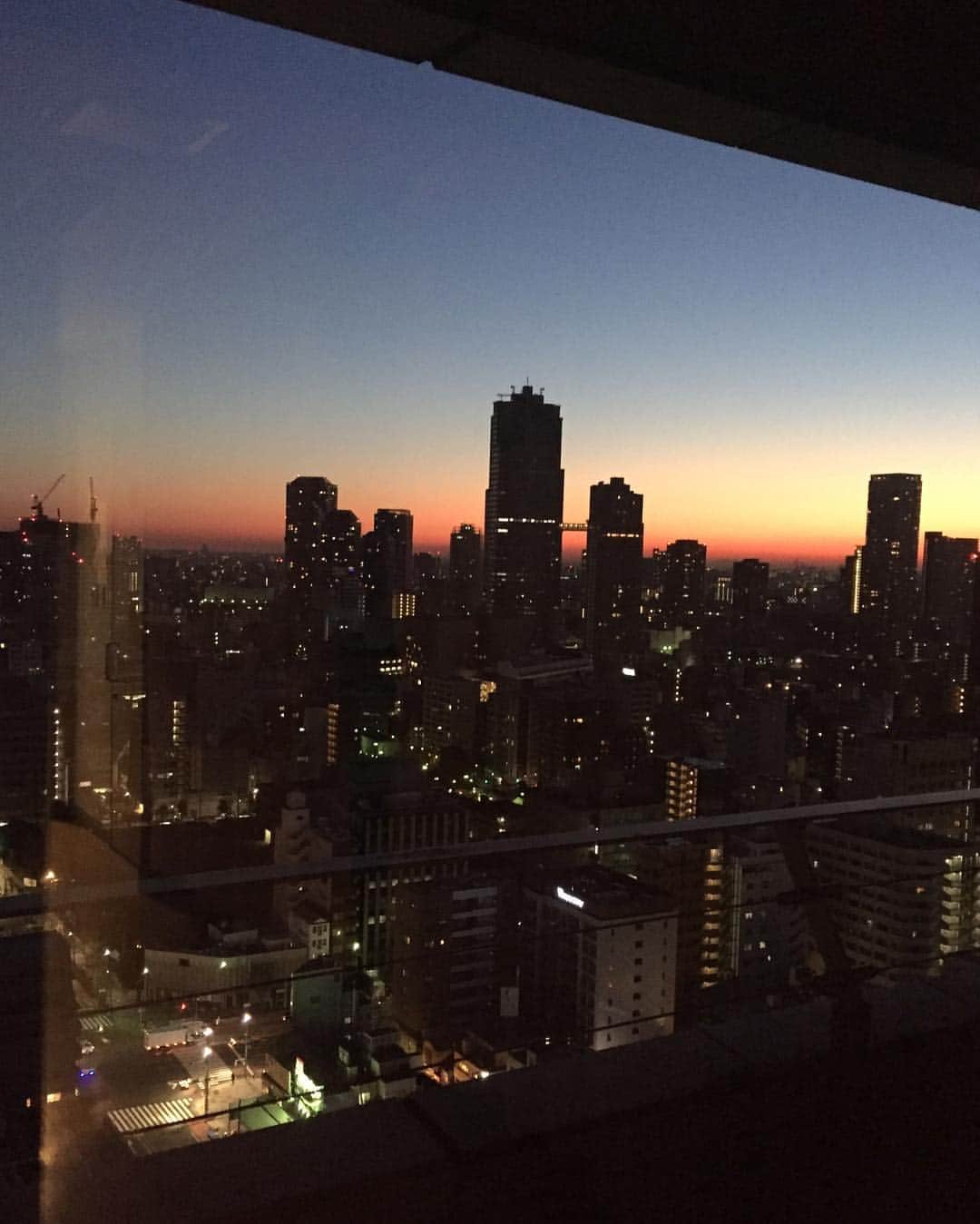 中西俊夫のインスタグラム：「おはようー。 誕生日🎂メッセ沢山ありがとうございます、個々返信したいのですが体力的にもあれなんで ここに一括して感謝の念を 表させて頂きます。 個人的メッセも含めて あしからず」