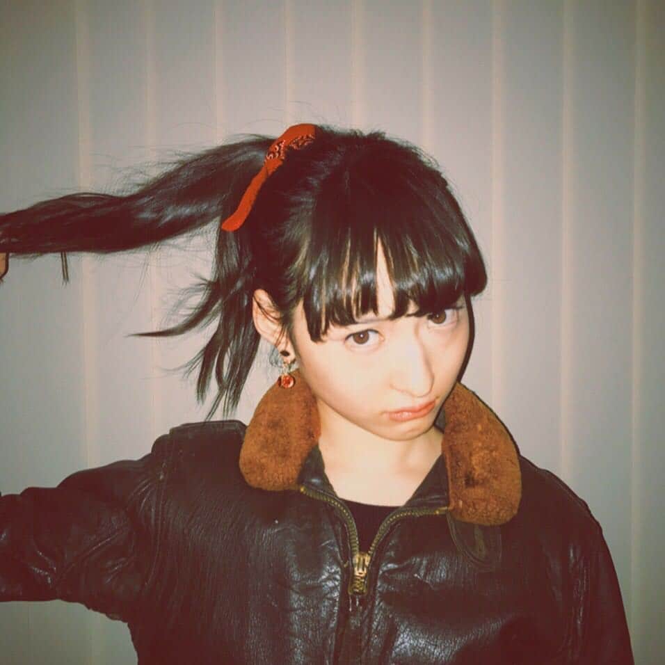 松野莉奈のインスタグラム：「G-1😎✨ #vintage #conmar #ママからのおさがり 👩🏻💕 #cherry 🍒 #sugarsugarme」
