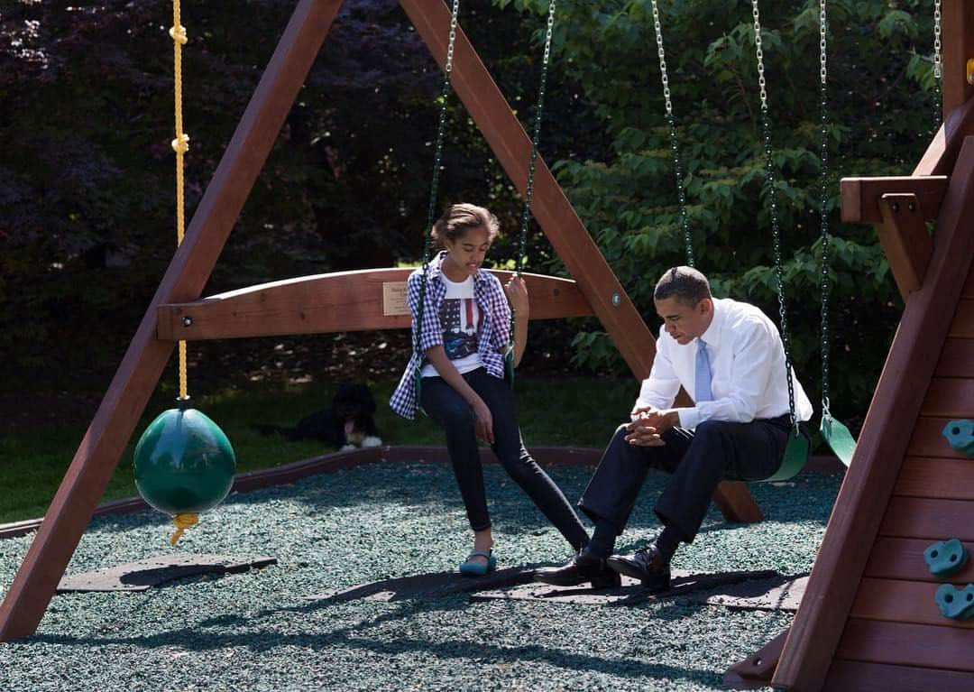 ピート・ソウザさんのインスタグラム写真 - (ピート・ソウザInstagram)「With Malia. 2010.」1月16日 12時27分 - petesouza44