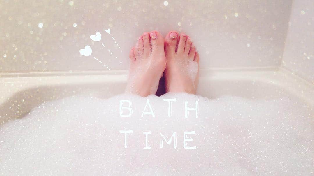 杜このみのインスタグラム：「泡風呂だいすき♡ #lush#入浴剤#お風呂#bath#footnail」