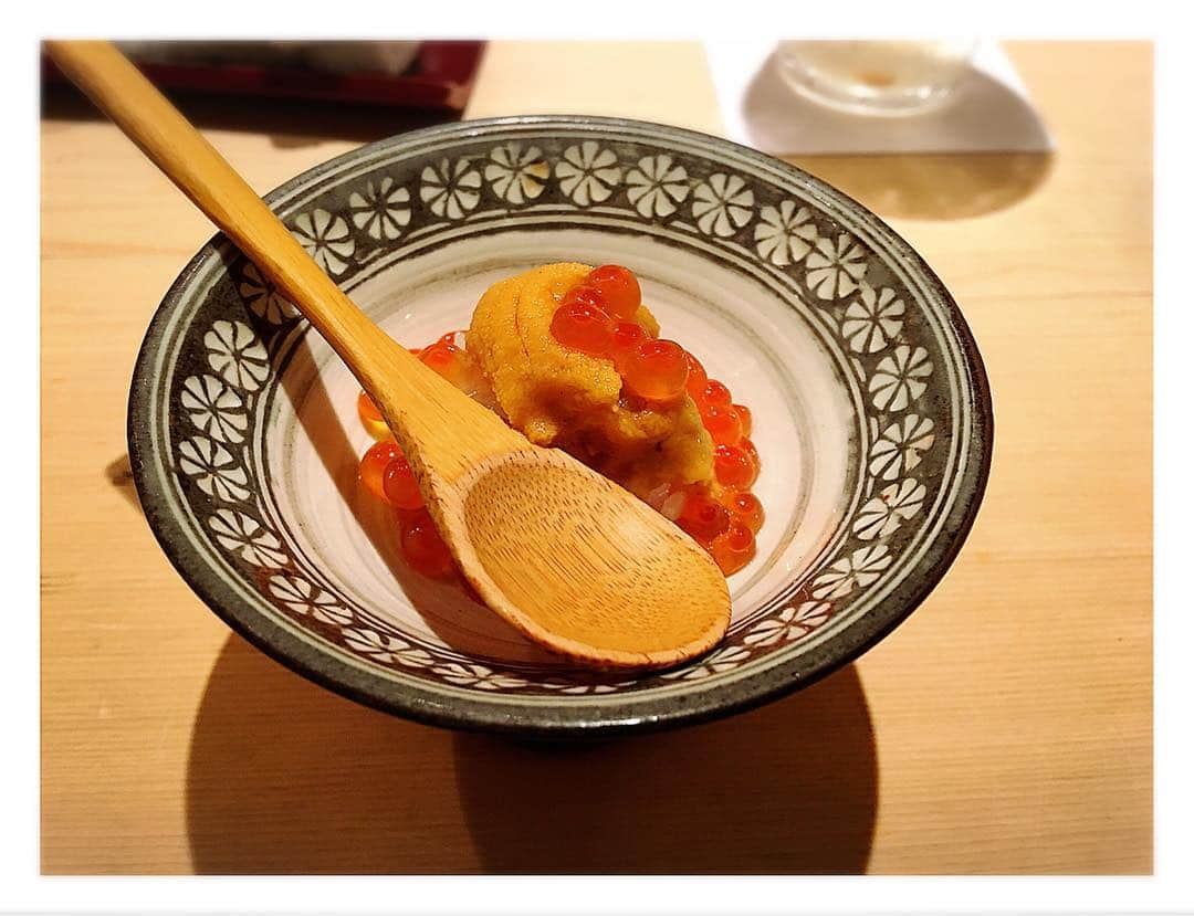 Mr.Dのグルメ日記さんのインスタグラム写真 - (Mr.Dのグルメ日記Instagram)「🍣#松栄 恵比寿店🍣 【メニュー】 おまかせコース ¥10,000〜¥16,000 #ウニとイクラ小丼  #東京#tokyo#恵比寿#ebisu #グルメ #晩御飯#晩ごはん#夕食#夕飯 #寿司#sushi #ウニ#イクラ #tokyofood #japanesefood #food #foodporn #foodpic #foodphoto #instaphoto #delistagrammer #eat#yom#yummy#delicious #デリシャス日記」1月17日 9時07分 - d_grumerog