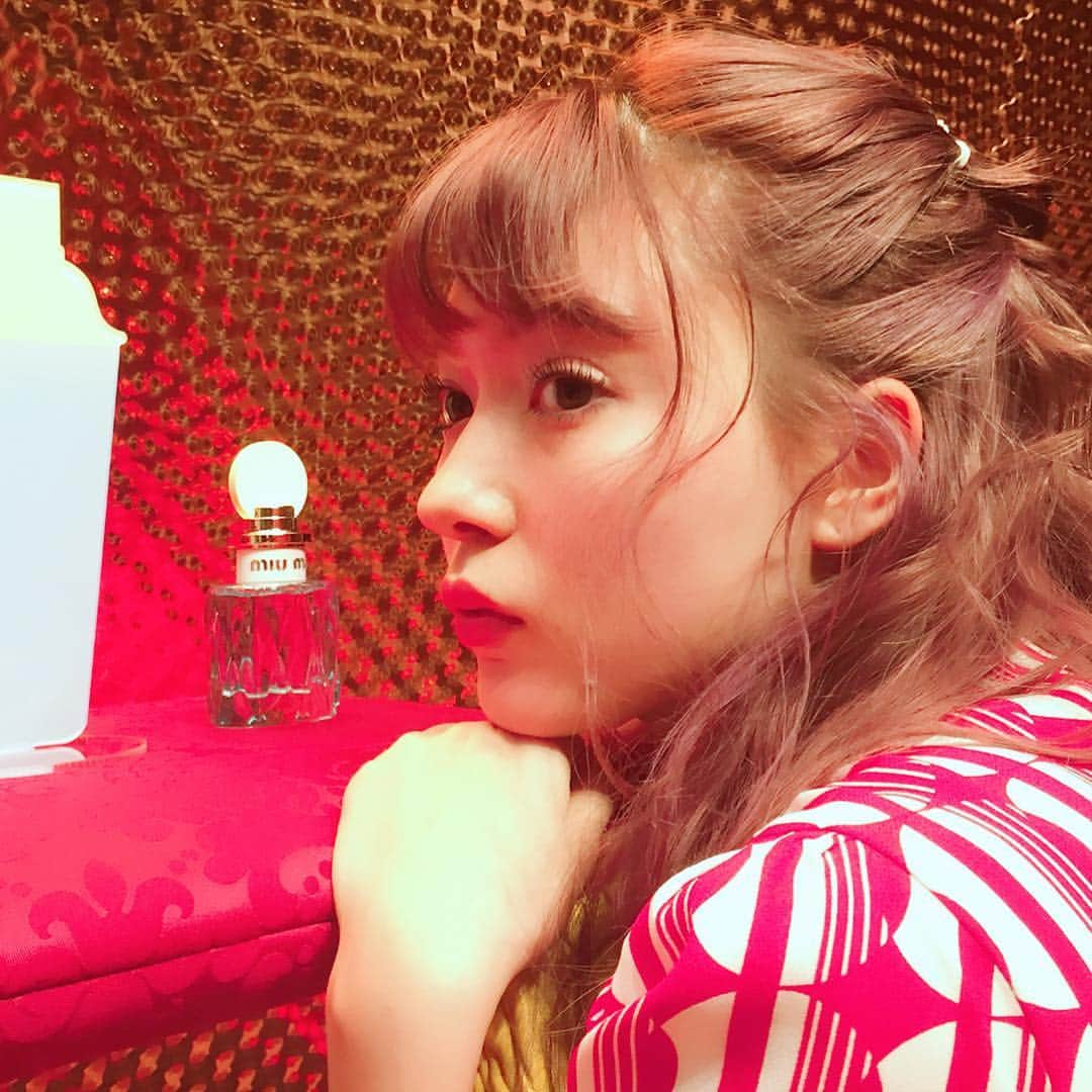 八木アリサさんのインスタグラム写真 - (八木アリサInstagram)「🤤💗 @miumiu」1月17日 23時20分 - alilouss