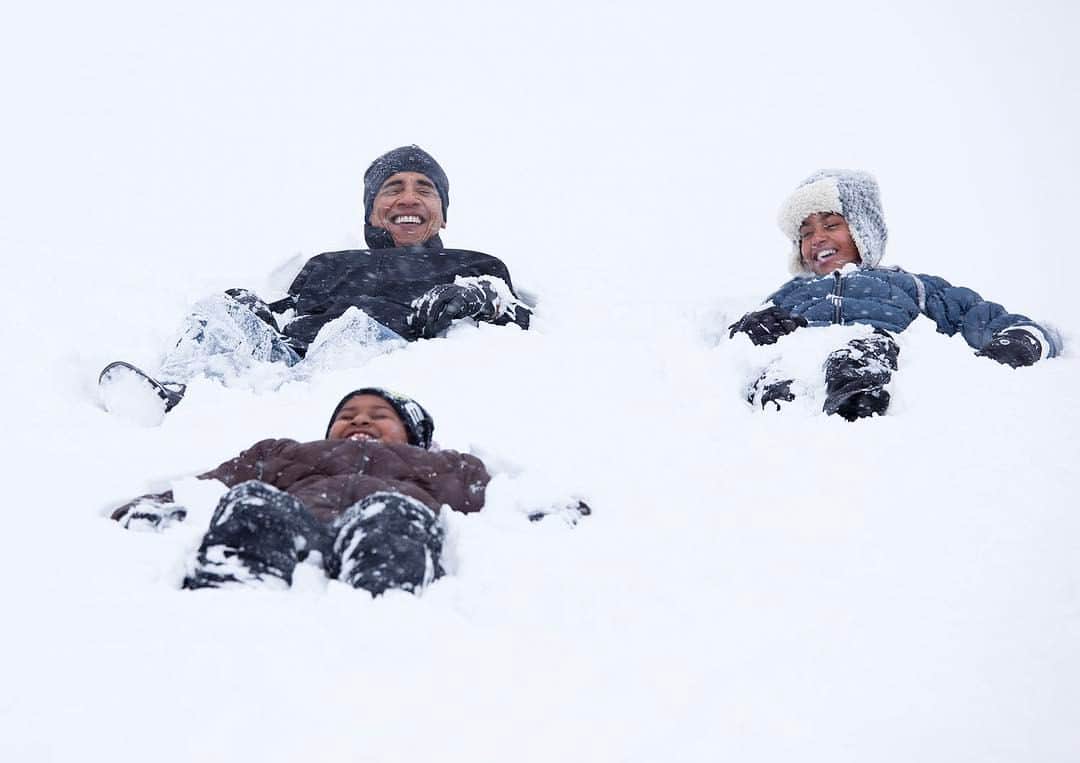 ピート・ソウザのインスタグラム：「Snow angels. 2010.」
