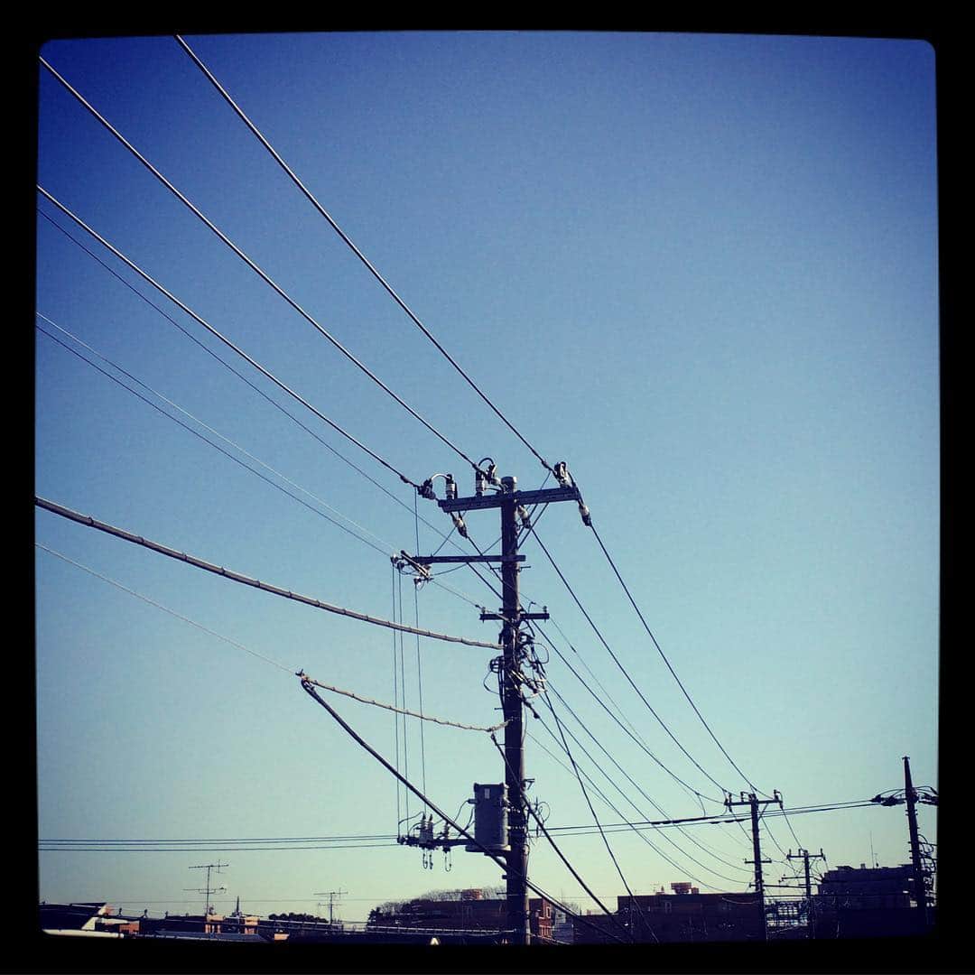 一色徳保のインスタグラム：「2月2日木曜日 晴れ こんにちは。 ちょっと寒いね。」