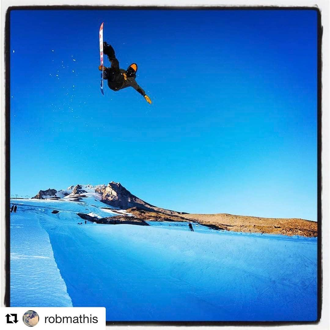 平野歩夢さんのインスタグラム写真 - (平野歩夢Instagram)「#Repost @robmathis with @repostapp ・・・ Back to Colorado early in the a.m. to shoot with this guy, @ayumuhirano1129 at @woodwardcopper for @monsterenergy  Thank you @robmathis」2月2日 12時05分 - ayumuhirano1129