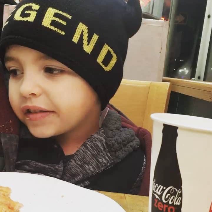 ジョエル・ヒューストンのインスタグラム：「@ziwhoo on Rosa Parks, MLK, and Love, freedom and pizza..... the most profound thing you'll hear today.. at least from the mouth of a 3year old. If we all just got the simple truth of "love is LOVE" the world would be a beautiful place...」