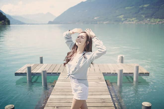 パク・ミニョンさんのインスタグラム写真 - (パク・ミニョンInstagram)「Lake Brienz #beautiful #brighteyes」1月19日 2時38分 - rachel_mypark