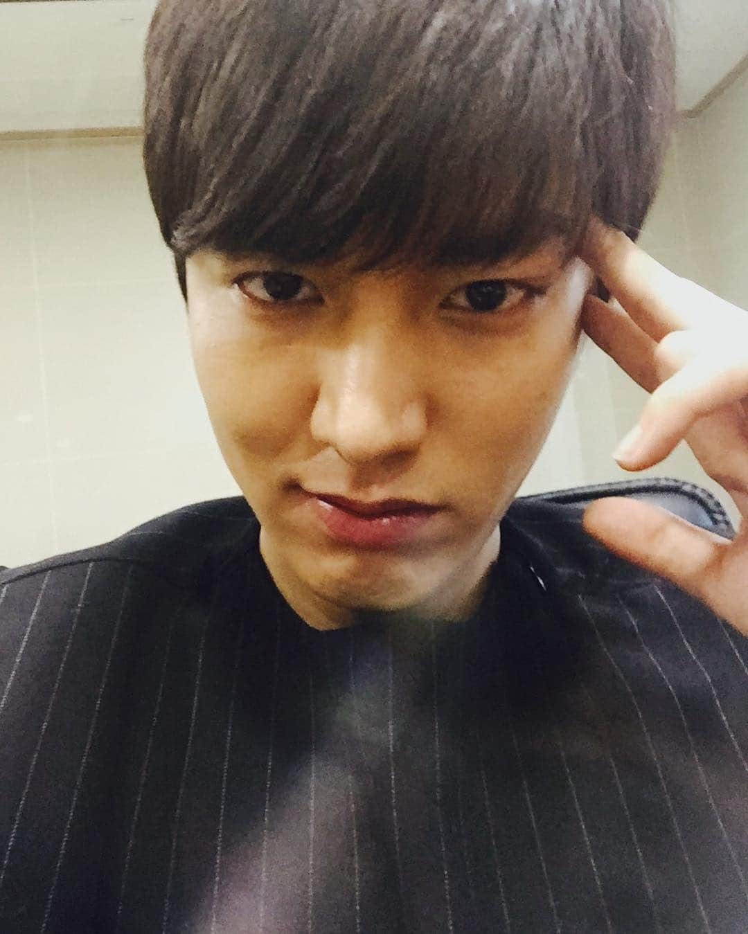 イ・ミンホさんのインスタグラム写真 - (イ・ミンホInstagram)「#dramaset」1月19日 8時09分 - actorleeminho