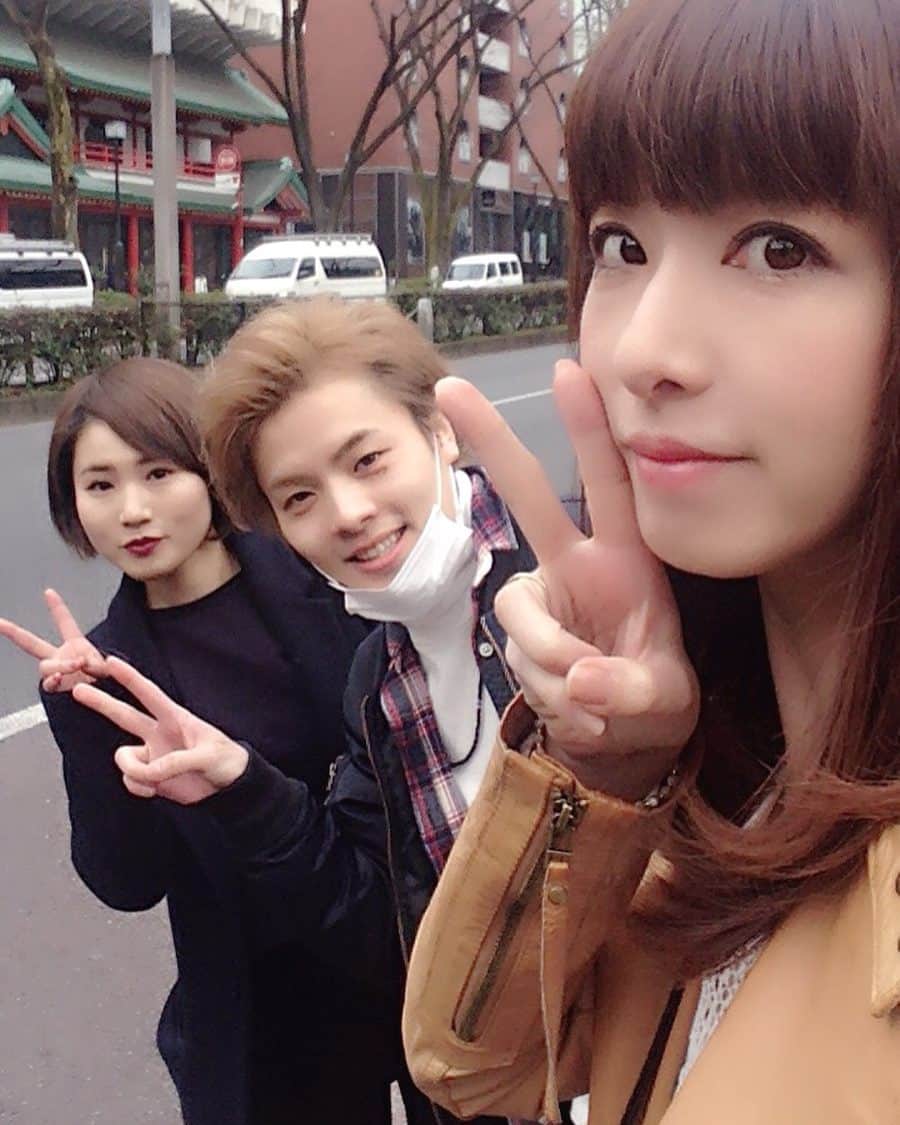 鳥居千春のインスタグラム：「朝からヘアカタログの撮影😊  奇跡のコラボレーション撮影です👏👏👏 #ヘアカタログ#撮影#hair#hairmake#instagood#instapic#follow4follow#follow」