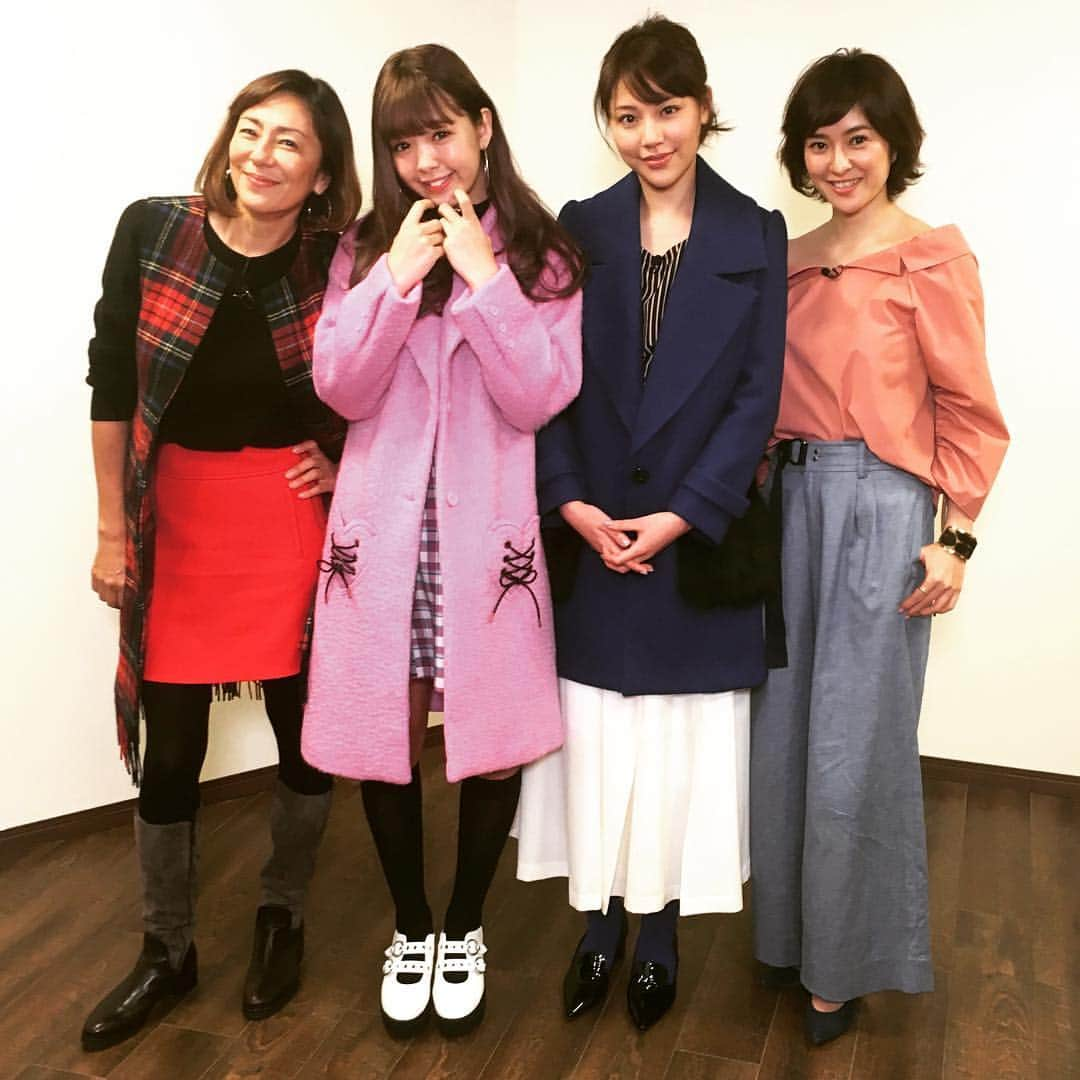 日本テレビ「ヒルナンデス！」さんのインスタグラム写真 - (日本テレビ「ヒルナンデス！」Instagram)「1月20日(金)ＯＡ「３色ショッピング」からのオフショット （C）日本テレビ #３色ショッピング#山里亮太 #ＲＩＫＡＣＯ#秋本祐希 #水沢エレナ#藤田ニコル」1月20日 11時33分 - hirunandesu_ntv_official