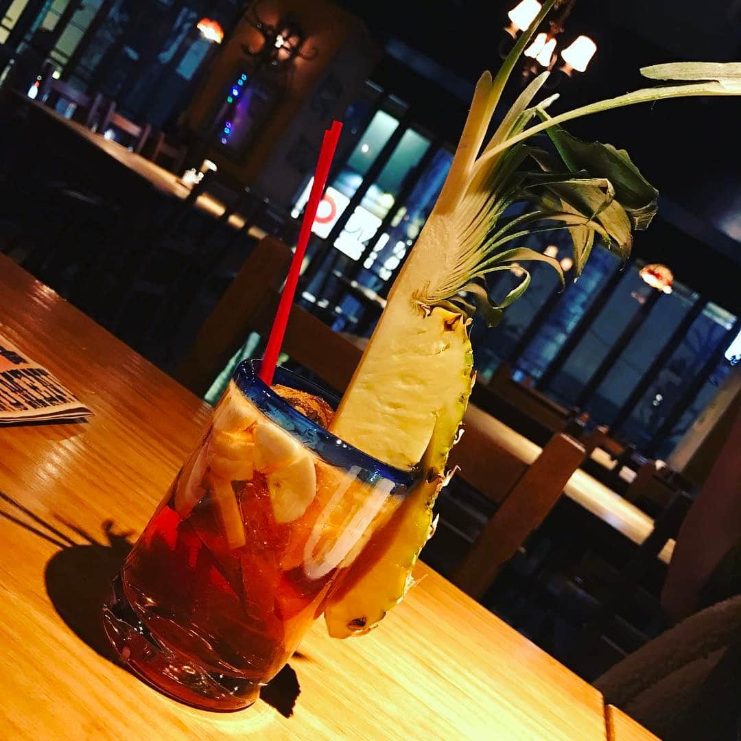 ダンドイ舞莉花のインスタグラム：「ゼストで #drunkerpunch #nightlife #zest #mexican」