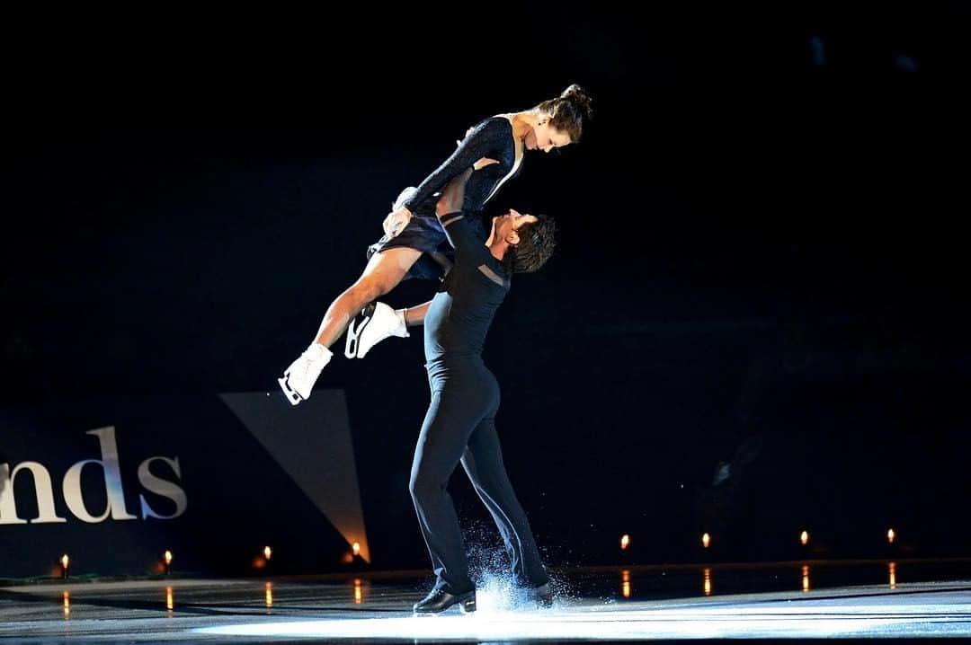Ice Legends 2016のインスタグラム：「Fantastic performance in the short dance by Tessa Virtue and Scott Moir at national! Best of luck for the free dance today! Photo © Jeannine Bourdiau」