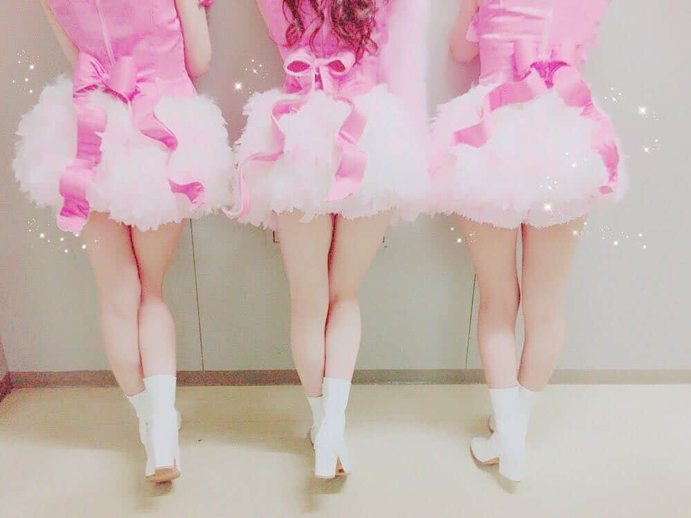 後藤理沙子さんのインスタグラム写真 - (後藤理沙子Instagram)「嘘つきなダチョウ💗🌸👚👙🎀 * #pink #love」1月21日 22時18分 - risako_goto