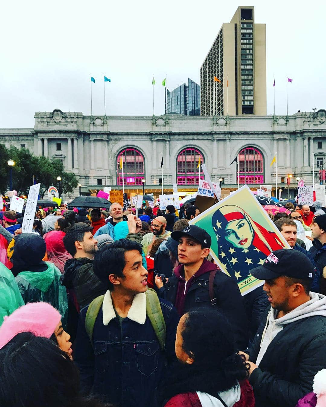 ザック・フリードマンのインスタグラム：「We the people」