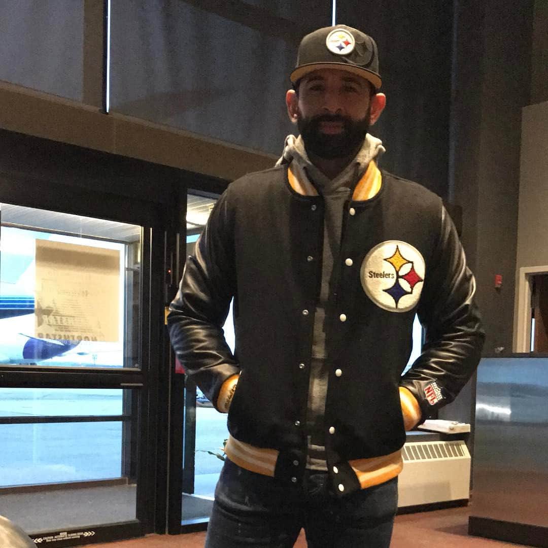 ホセ・バティスタのインスタグラム：「#HereWeGo」