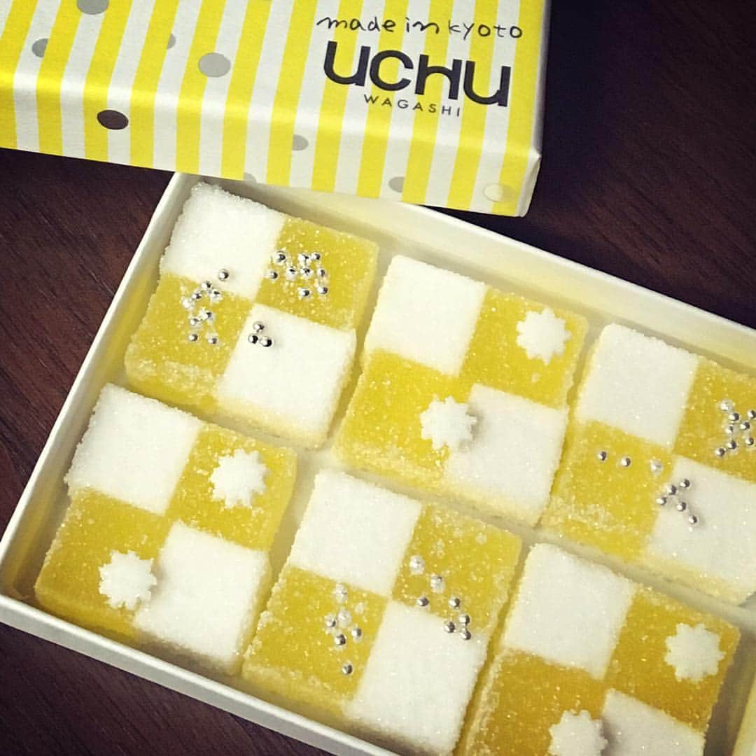 ルミネ公式のインスタグラム：「和テイスト＋アート感覚の最先端ギフト菓子が誕生 [ #LUMINEMAGAZINE ] #lumine #ルミネ #ニュウマン #NEWoMan #えんなり #UCHUwagashi #UCHU #和菓子 #菓子 #寒天菓子 #贈り物 #プレゼント #ギフト #スノーダスト #可愛い #手土産 #sweets #food #instafood #yummy」