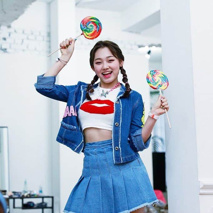Kang Minaのインスタグラム：「Kang Mina 강미나  #kangmina #mina #미나 #강미나 #jellyfish #kpop #produce101 #프로듀스101 #ioi #아이오아이 #gugudan #gu9udan #구구단」