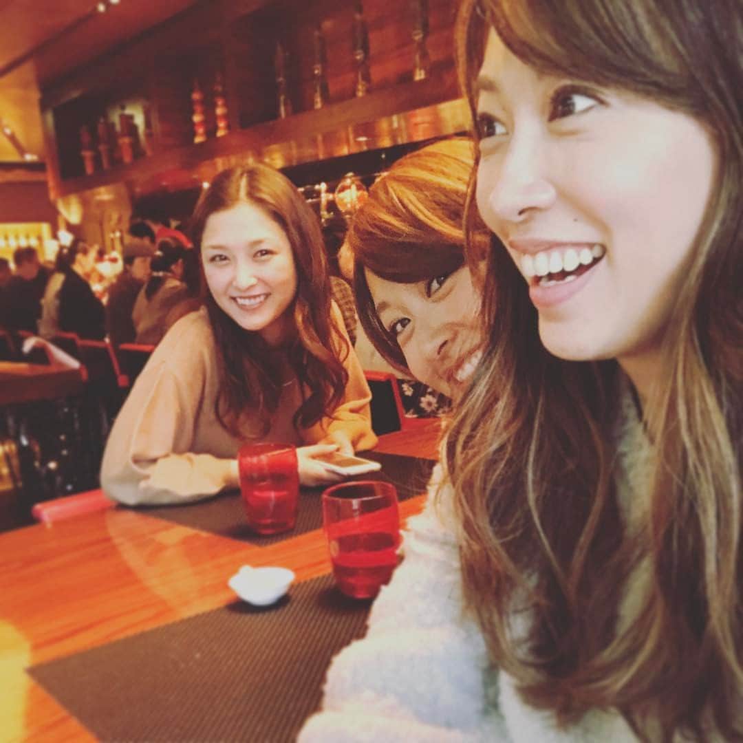 里田まいさんのインスタグラム写真 - (里田まいInstagram)「ひひん！ #絢香 #アヤカ #石川梨華 #里田まい」1月25日 21時22分 - maisatoda_official