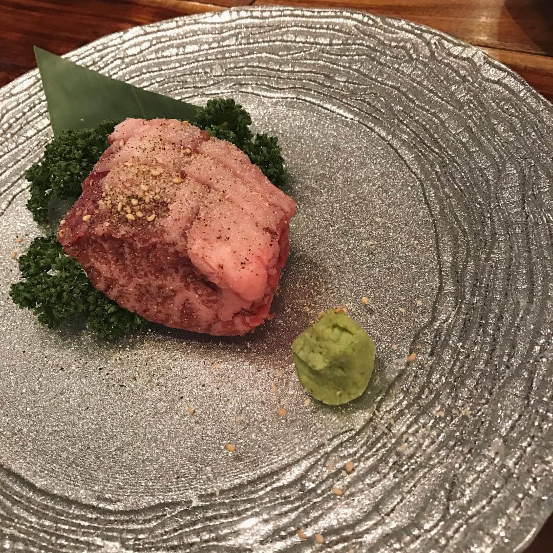 坂ノ上茜さんのインスタグラム写真 - (坂ノ上茜Instagram)「. ちなみに食べたのこれ…ハラミ様 もうね、食べる前からドキドキでしたよ。 #あかねとおにく」1月27日 10時25分 - sakanoueakane