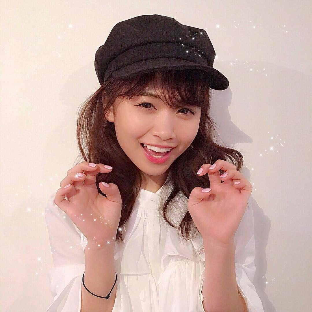 菅本裕子さんのインスタグラム写真 - (菅本裕子Instagram)「ネイルを可愛くしたら、やっぱテンションが上がるね、、💗 毛先も、指先も、もう、全てに「かわいい」を詰め込んだ女の子になりたいな😊💗💗 #ネイル #nail #ゆうこすネイル #オーロラヴェール #Lysanail #Lysa #ゆうこす #菅本裕子」2月22日 22時49分 - yukos0520