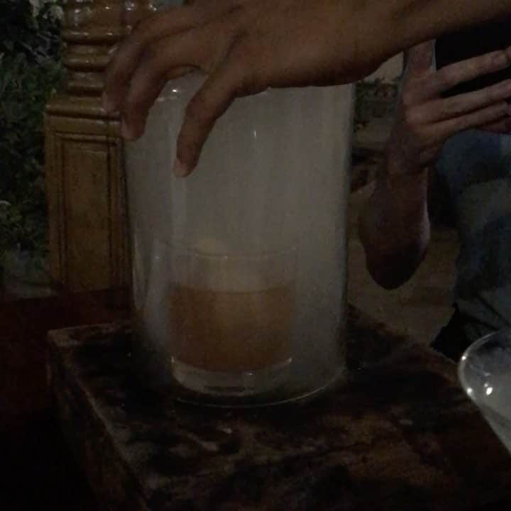 アン・デュデックのインスタグラム：「Granada, Nicaragua smoking old fashioned」