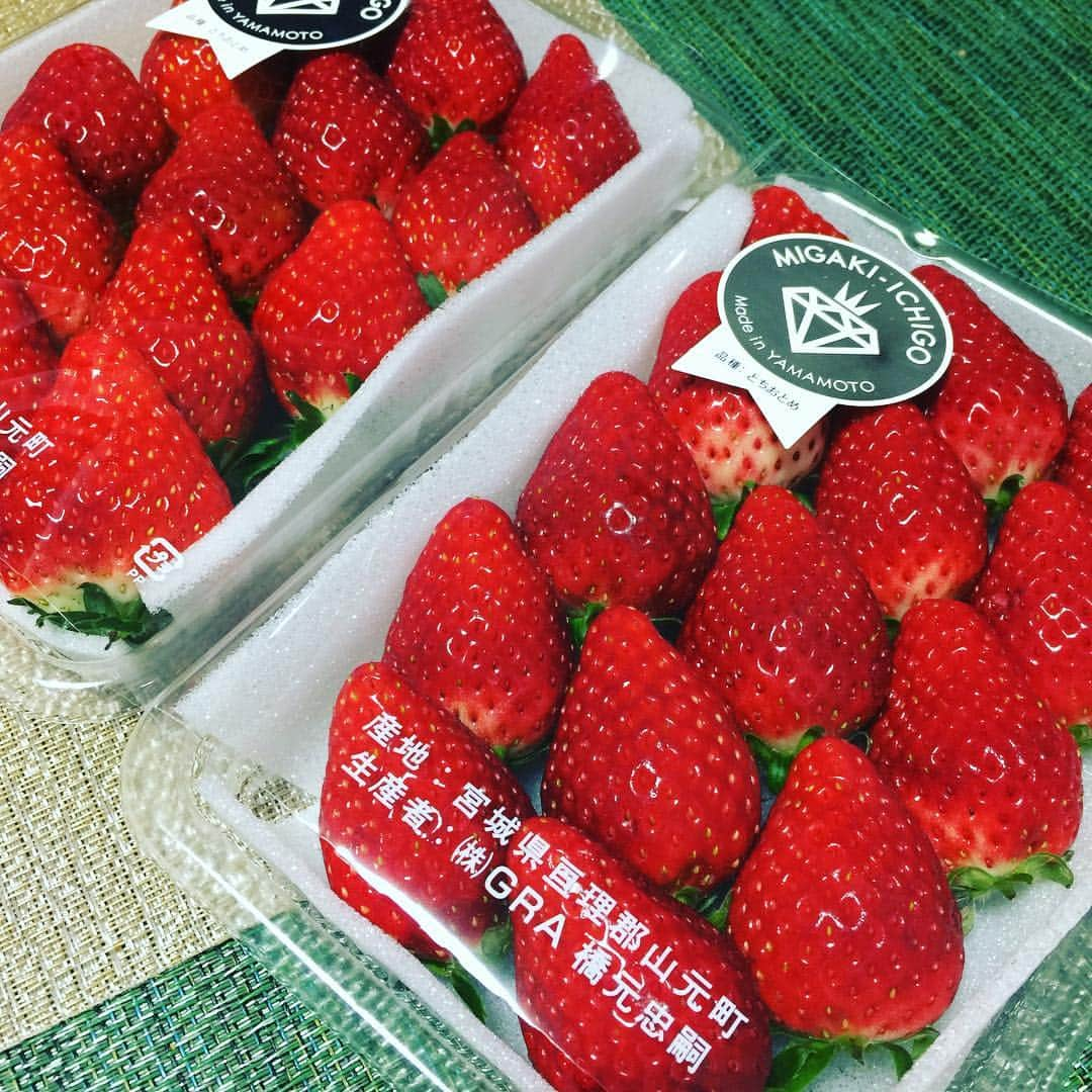 平山優さんのインスタグラム写真 - (平山優Instagram)「宮城の苺🍓💕」2月25日 21時37分 - yu.hirayama.1