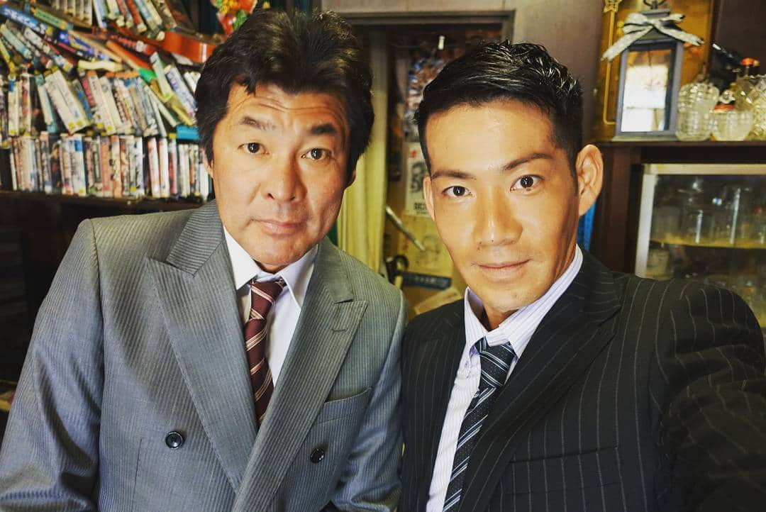 村内孝志さんのインスタグラム写真 - (村内孝志Instagram)「赤井さんの部下🎵  #刑事役 #部下 #撮影 #movie #actor」2月26日 13時51分 - takashi_murauchi327