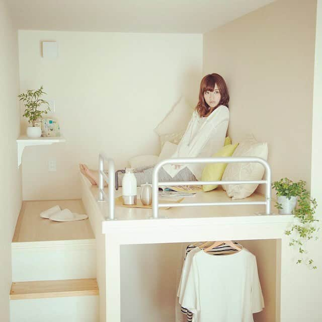 レオパリスくんさんのインスタグラム写真 - (レオパリスくんInstagram)「(=´•౪•`)o[レオパレスのお部屋]o ちょっとひと休みするにもぴったりなバンクベッド♫お気に入りのハーブティーでまったりくつろぎタイム♡  #レオパレス21 #ひとり暮らし #部屋 #インテリア #インテリアコーディネート #収納 #レオパリスくん #instagood #bunkbed #bed #green #tea」2月3日 16時06分 - leopalace21