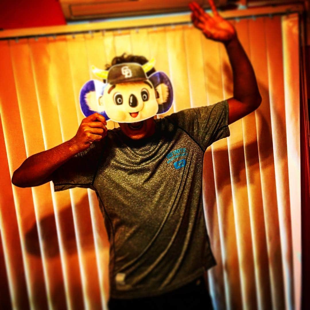 祖父江大輔のインスタグラム：「ファンの方から頂いたドアラ鬼#節分#福はうち#ドアラ#小川龍也」