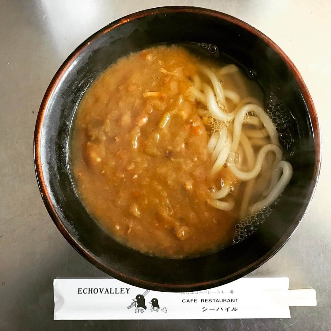 藤森由香さんのインスタグラム写真 - (藤森由香Instagram)「実家のレストラン。エコーバレースキー場の近くにあります。35年を迎えた今もこの味は世界で一番！ 手作りの心のこもったお店です。ここは冬だけの営業だけど、みんな来てね😊🍴#シーハイルのメニュー #エコーバレースキー場 #No1 #curry#curryudon#winteronly」2月4日 13時07分 - yukafujiforest