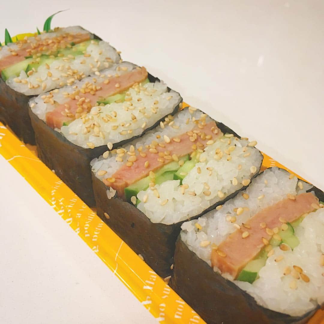 のインスタグラム：「**************** 恵方巻 ありませんので スパム巻き  #japaneseculture」
