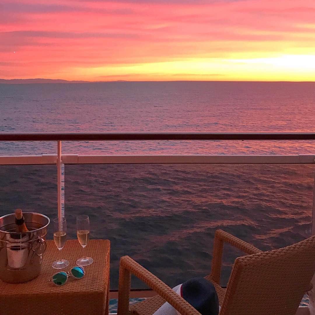 Giann Chanのインスタグラム：「#Cruise #Europe  #CTYtravelMaP」