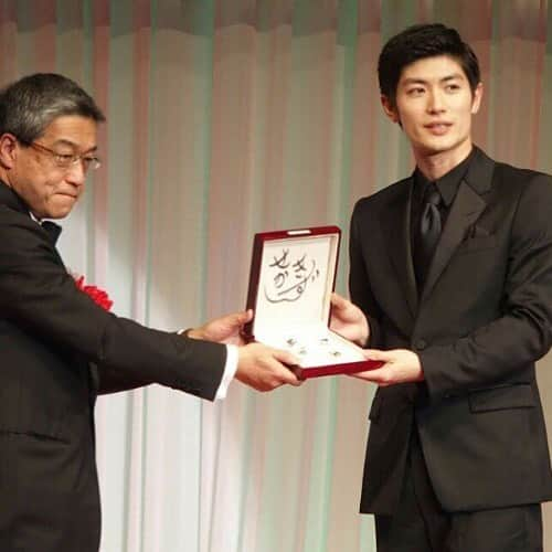 三浦春馬さんのインスタグラム写真 - (三浦春馬Instagram)「Awards for Miura Haruma!  #harumamiura #haruma #miura #awards」2月5日 1時00分 - miuraharuma_official