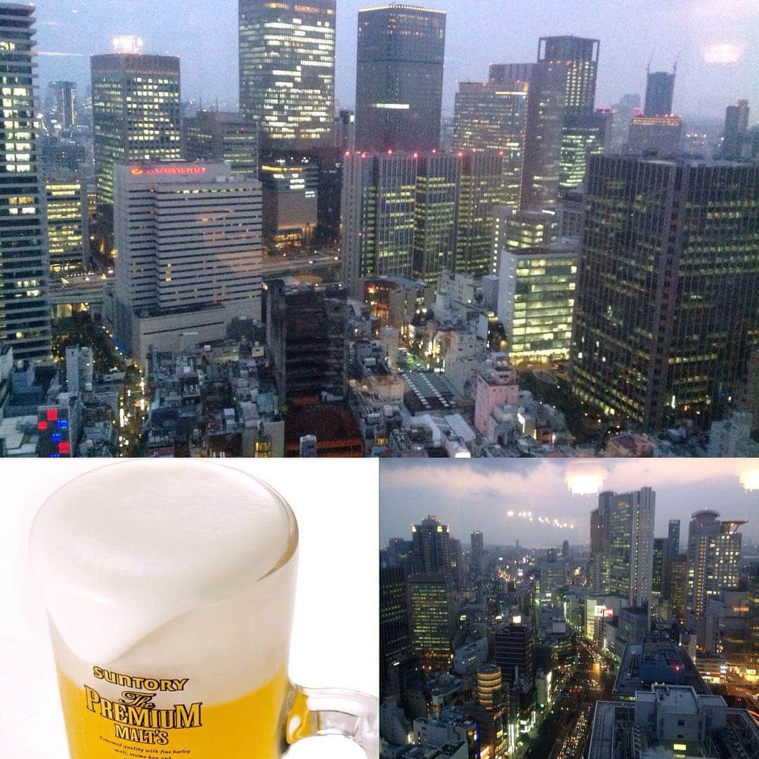 夜景 個室 菜華-梅田店-のインスタグラム：「今日のマンデーハピネスは 【生ビール半額】です！ ご宴会からちょい飲みまでOKですよ♪ インスタを見たと必ずお伝えくださいね！  #菜華 #梅田 #大阪駅前第3ビル  #夜景 #雨上がり #綺麗 #生ビール #半額 #monday #happiness #izakaya #instagood #nightview」