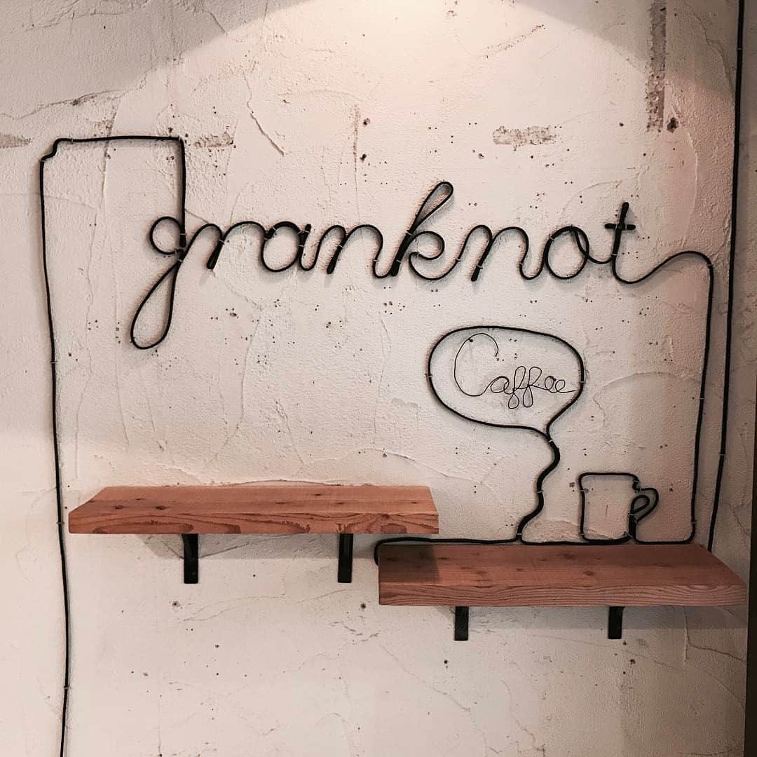 伊原葵さんのインスタグラム写真 - (伊原葵Instagram)「📸スポット📸 ・ #cafe #coffee #granknotcoffee #堀江 #堀江カフェ」2月6日 19時21分 - aoi186