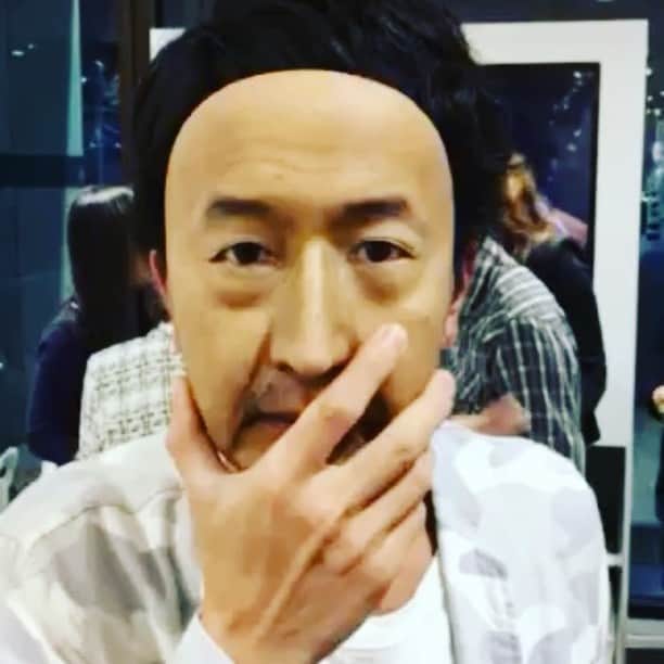 木村好志のインスタグラム：「滋賀県は大津市、石川県は金沢のPRに参戦させて頂きました！ お面は大津の名物です！ クオリティ！！！ #バンコク#バンコク暮らし#バンコク生活#海外起業#お面のクオリティ#さいこーかよ」