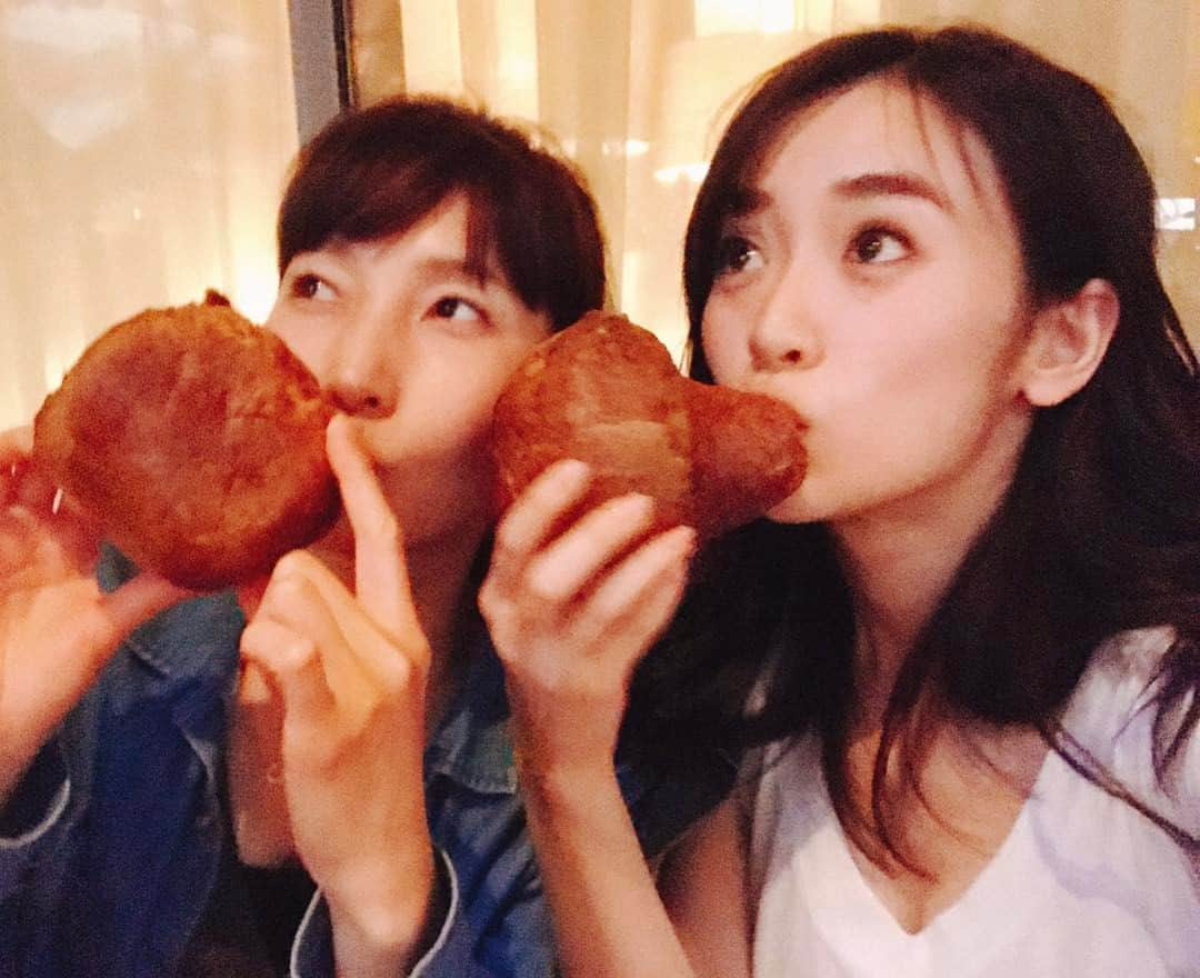 泉里香さんのインスタグラム写真 - (泉里香Instagram)「Hawaii来てまーす♡ アホっぽさ全開( ்́ꇴ ்̀)ずっと笑ってる」2月7日 21時18分 - rika_izumi_